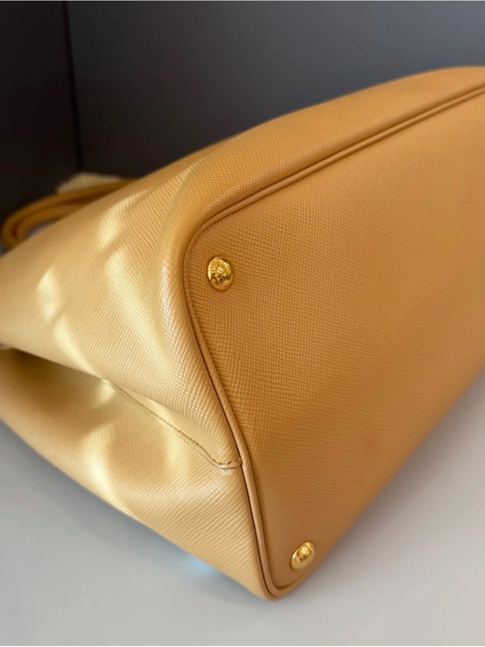 Prada Beige Saffiano Leather Tote with Gold Hardware - Picture 4 of 8